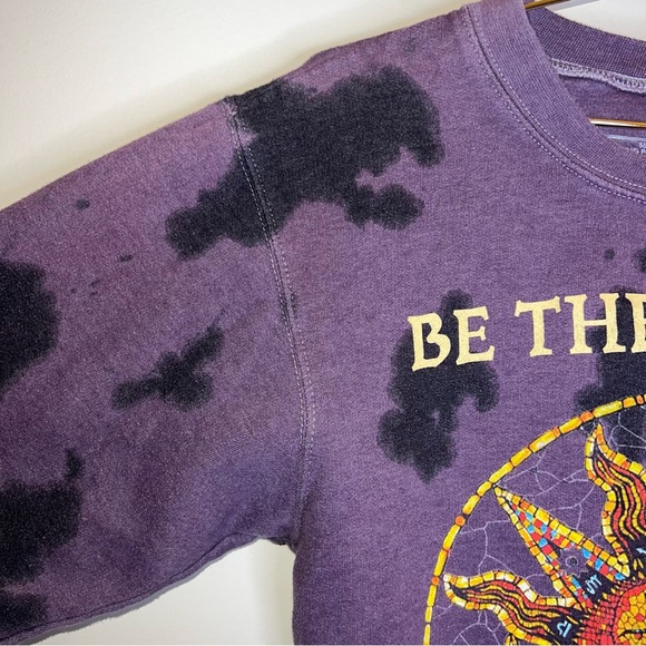 Purple “Be The Change” Graphic Crewneck Sweatshirt - Picture 4 of 6